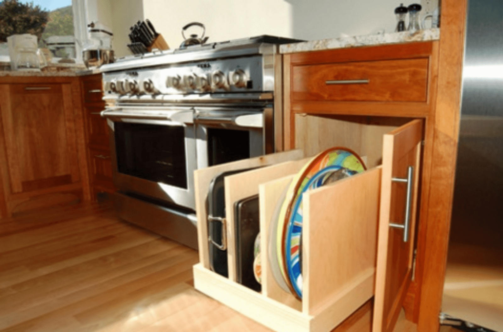 Mutfak Dekorasyonunda Diler Dolaplarının Kullanımı Modeli - Tezfab